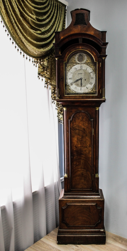 Гостиные часы XIX века